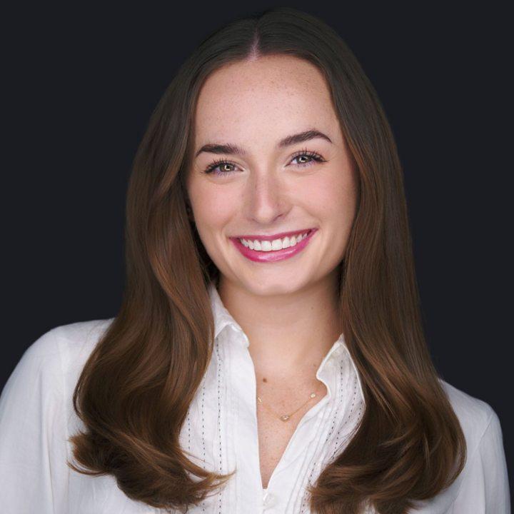 Lily McIntyre headshot