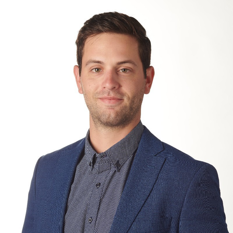 Daniel Collins headshot